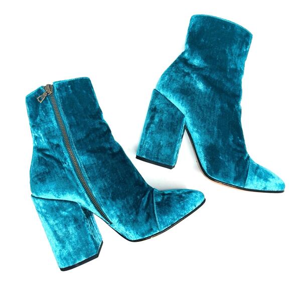 Dries Van Noten Women’s Turquoise Velvet Ankle Boots Size EU 38 Statement Shoes - Picture 1 of 10